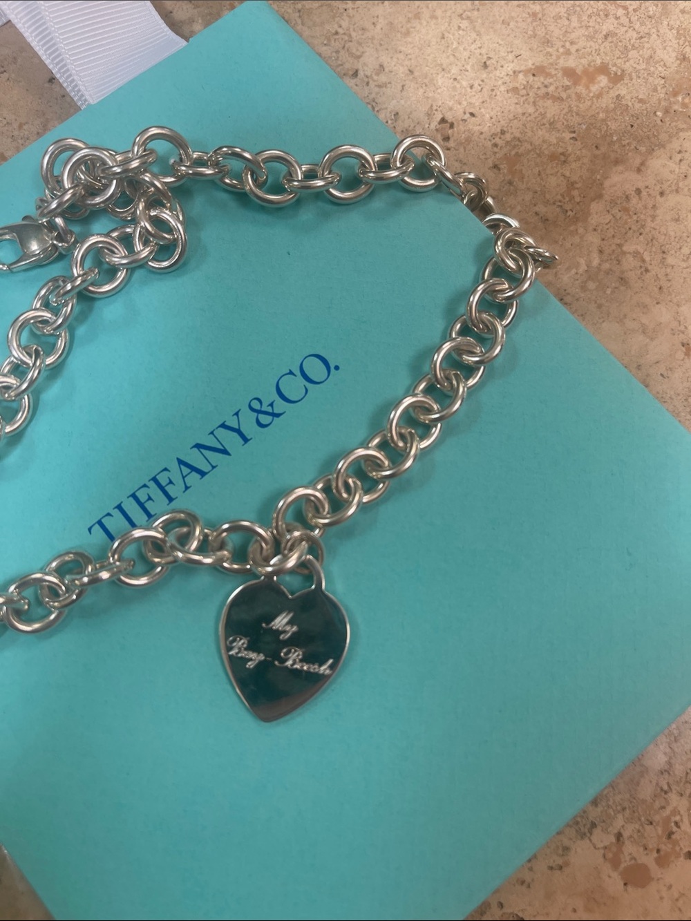 Vintage Tiffany and Co. sterling silver 925 Heart Necklace Early 2000’s - Picture 3 of 6